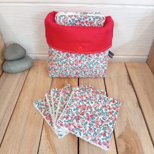lingettes lavables et sa trousse de rangement en coton imprimé