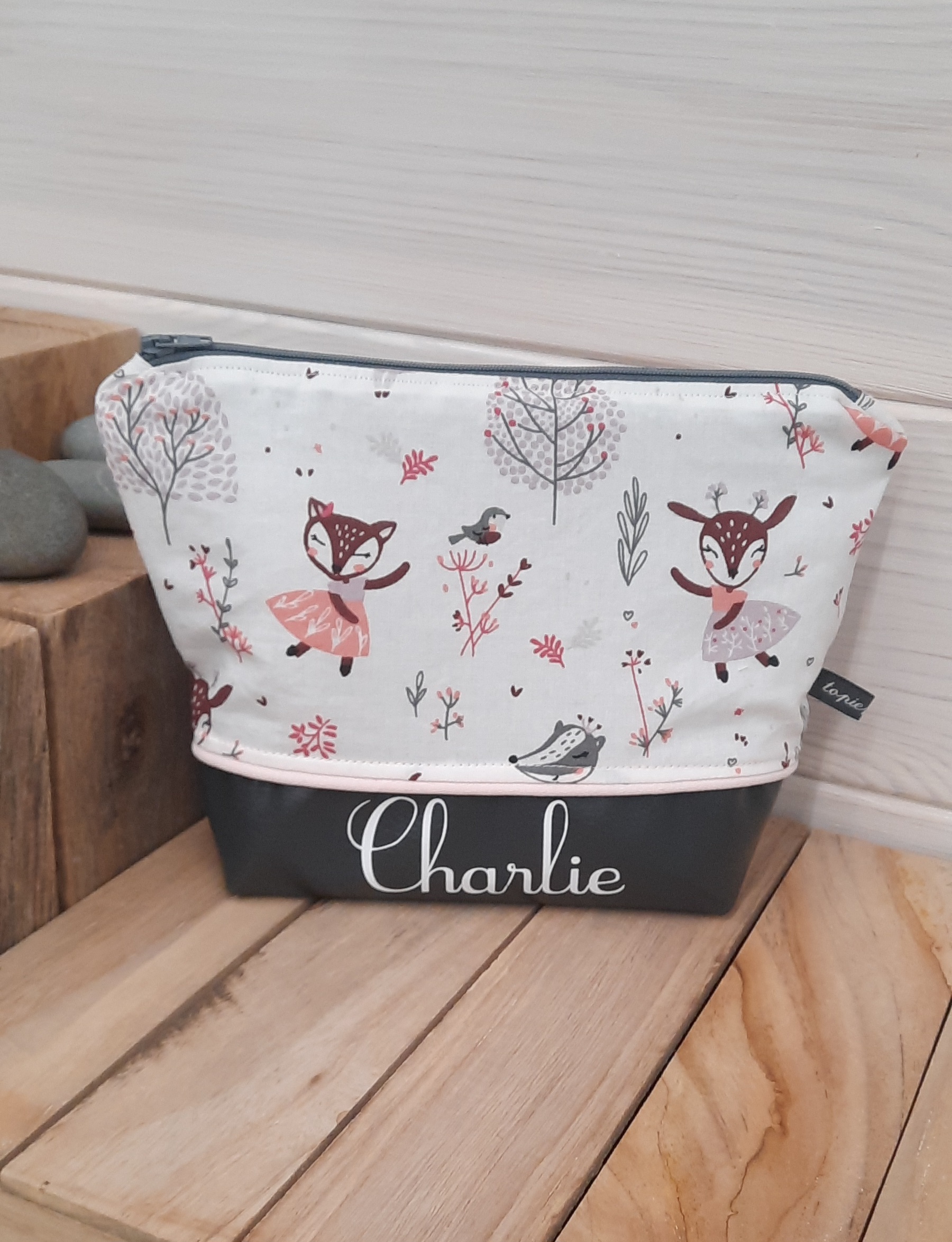 Trousse de toilette personnalisée – Cadeau de naissance pratique et unique – Image 2