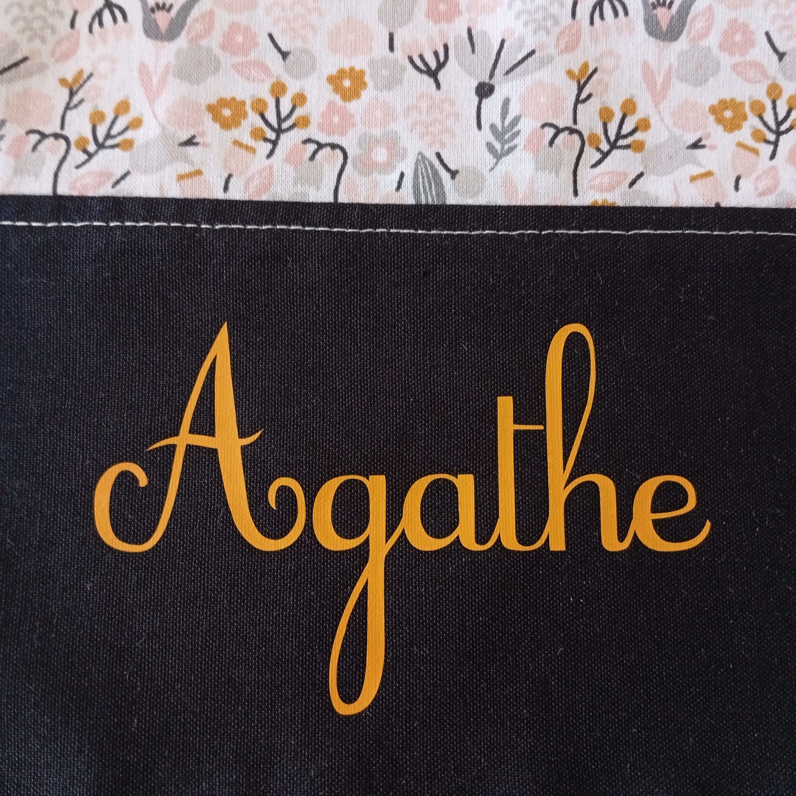 Pochon pour serviette de table avec le prénom "Agathe" – Image 3