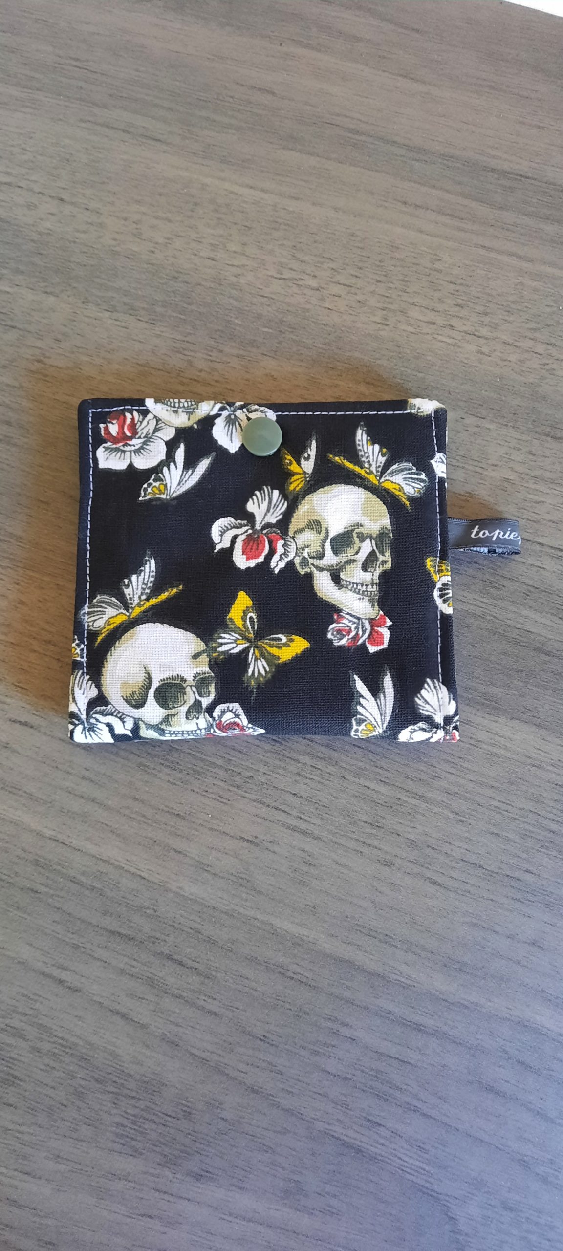 Pochette, trousse rangement pour serviette hygiénique