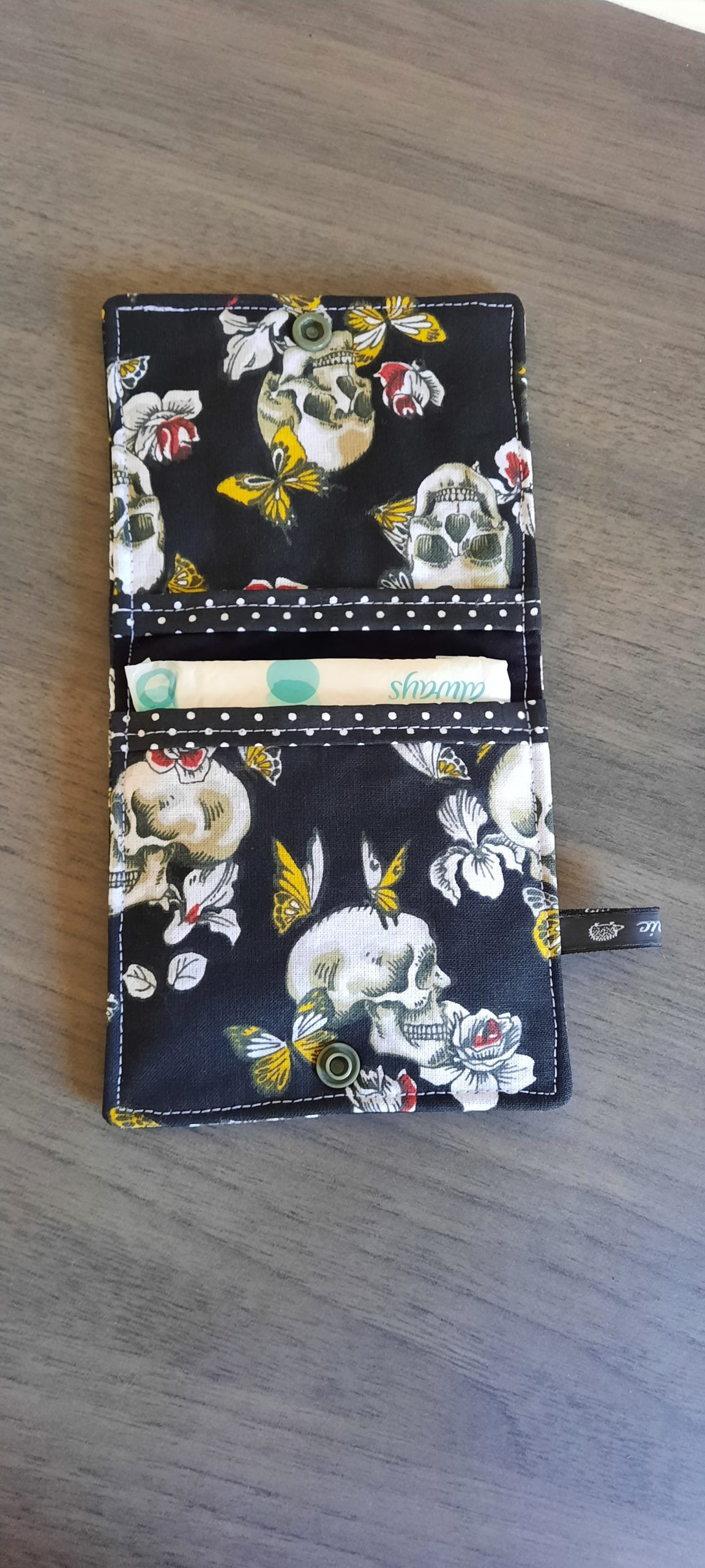 Pochette, trousse rangement pour serviette hygiénique – Image 2