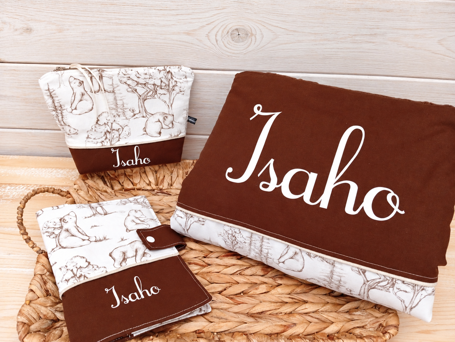 Coffret cadeau de naissance personnalisé – Couverture bébé, protège carnet de santé et trousse – Image 6