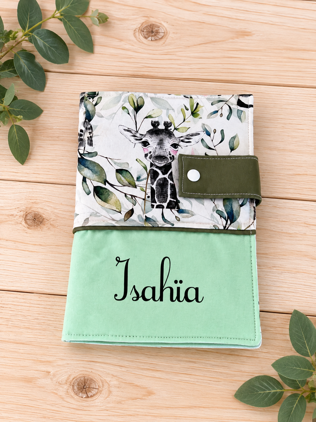 Coffret cadeau de naissance personnalisé – Couverture bébé, protège carnet de santé et trousse – Image 8